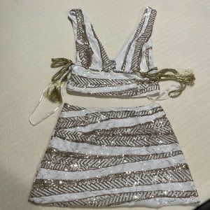 White & gold sequin set